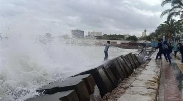 نوة الصليبية تضرب الإسكندرية بأمطار رعدية مستمرة وتأثيراتها تمتد حتى نهاية الأسبوع